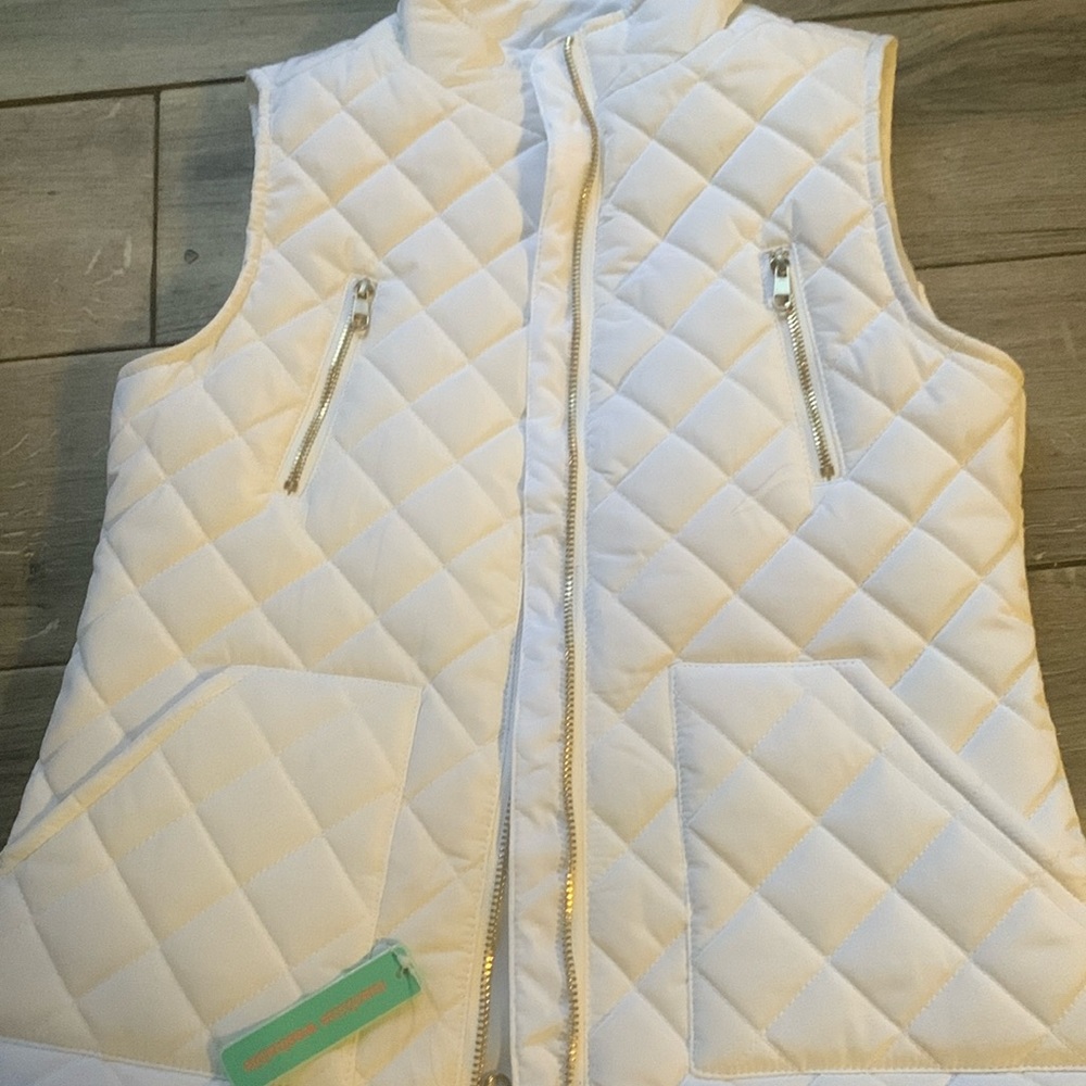 Copper Key White Vest